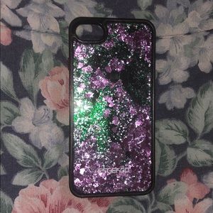 Iphone 7 moving glitter case